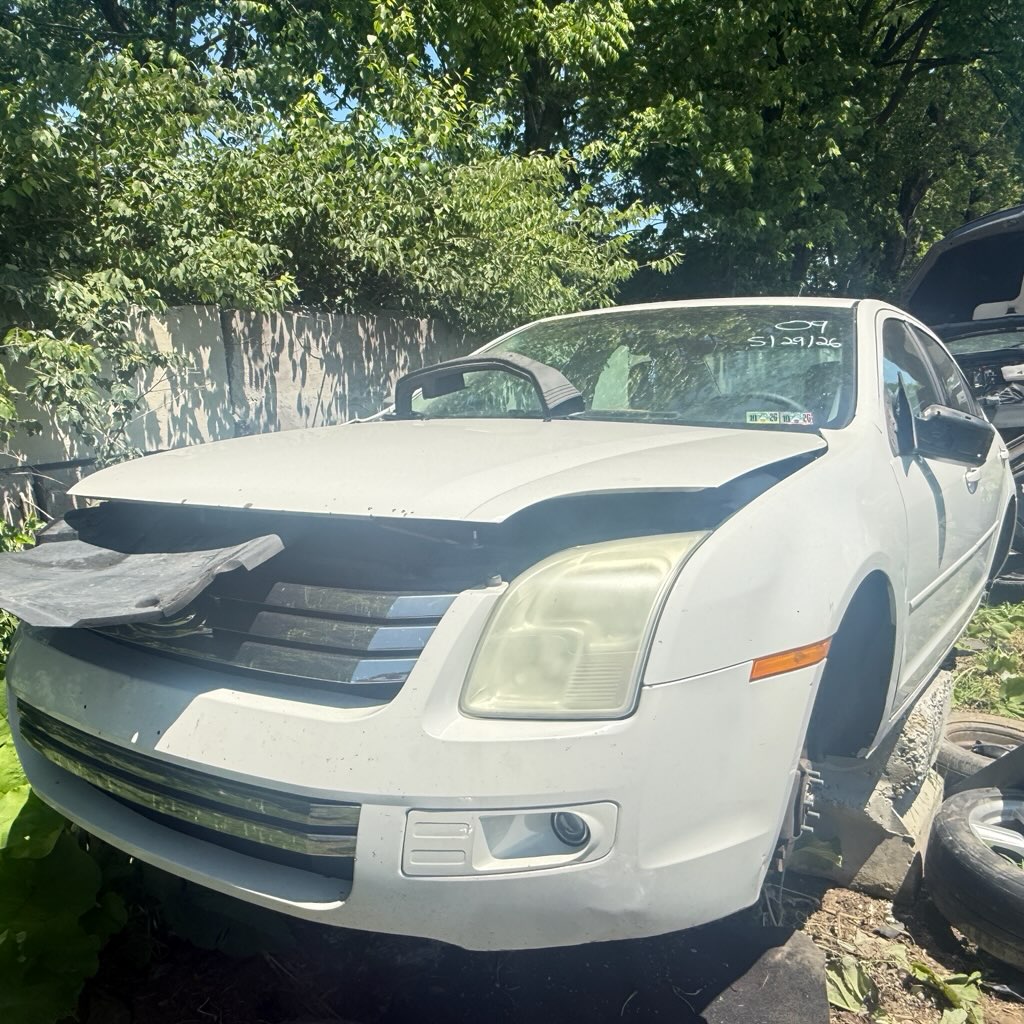 2009 Ford Fusion's photo