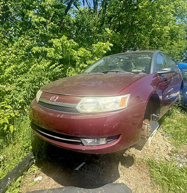 2003 Saturn Ion's photo