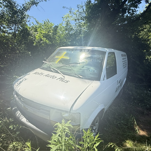 2003 Chevrolet Astro -'s photo