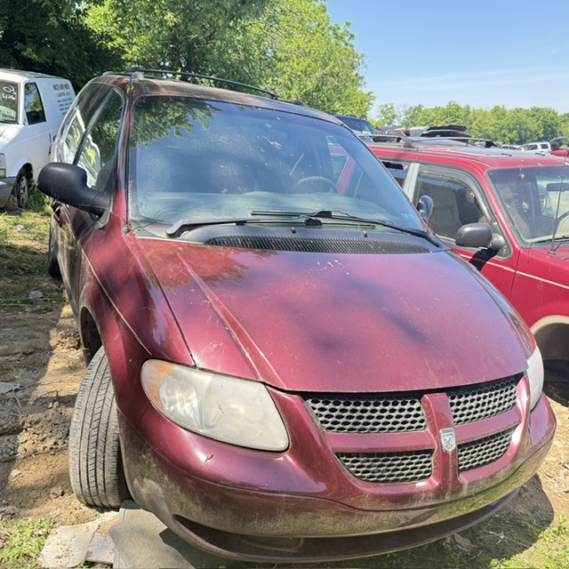 2002 Dodge Grand Caravan's photo