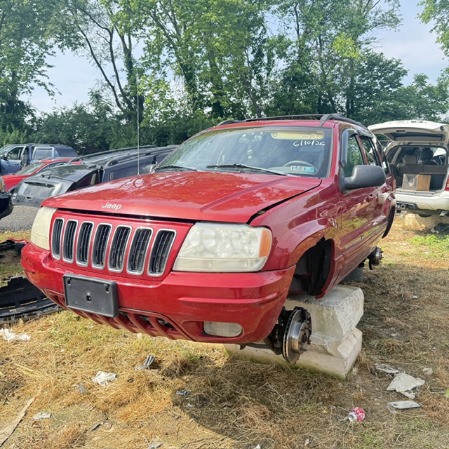 2002 Jeep Grand Cherokee's photo