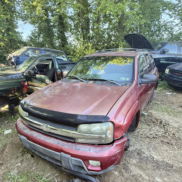 2003 Chevrolet Trailblazer 4WD LT's photo