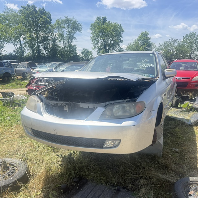 2002 Mazda Protege's photo